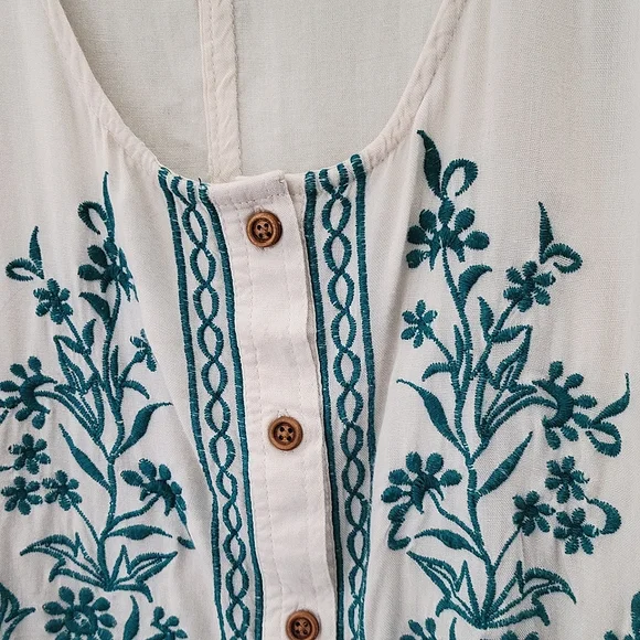SOLD🌞80's Style O'Neill Embroidered Sleeveless Blouse - Picture 6 of 10